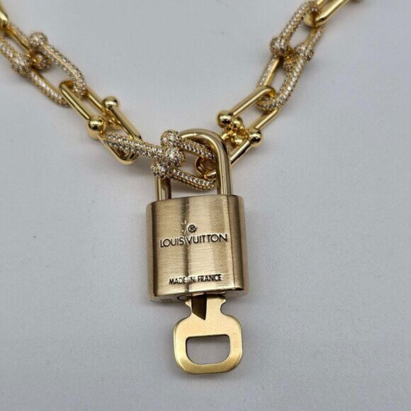 Authen Louis Vuitton Lock & Key w/unbranded 925 Pure Silver Gold plated Necklace - Picture 5 of 15